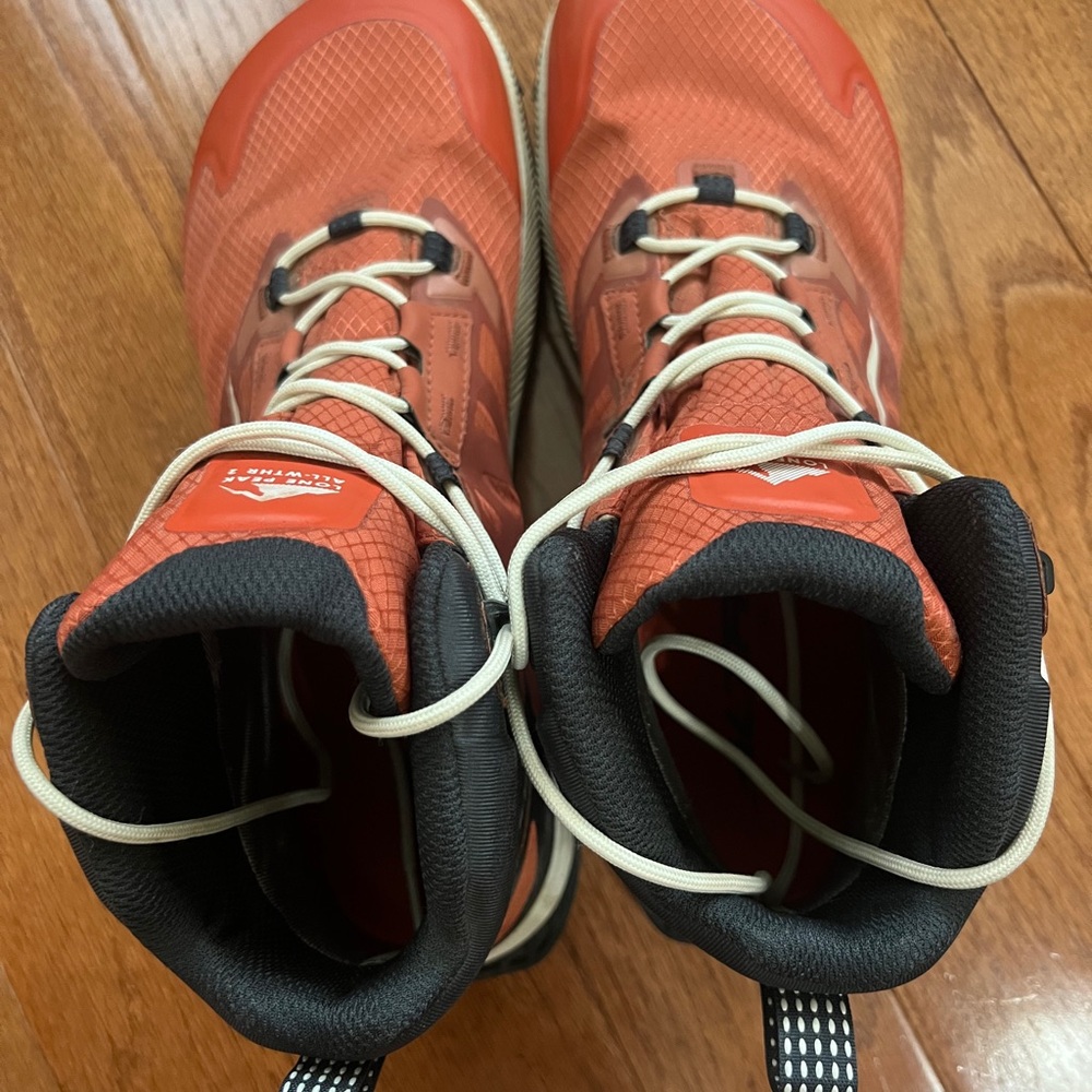 Altra Men’s Lone Peak Mid All-Weather Hiking Boot, Size US 9.5 - Picture 3 of 10